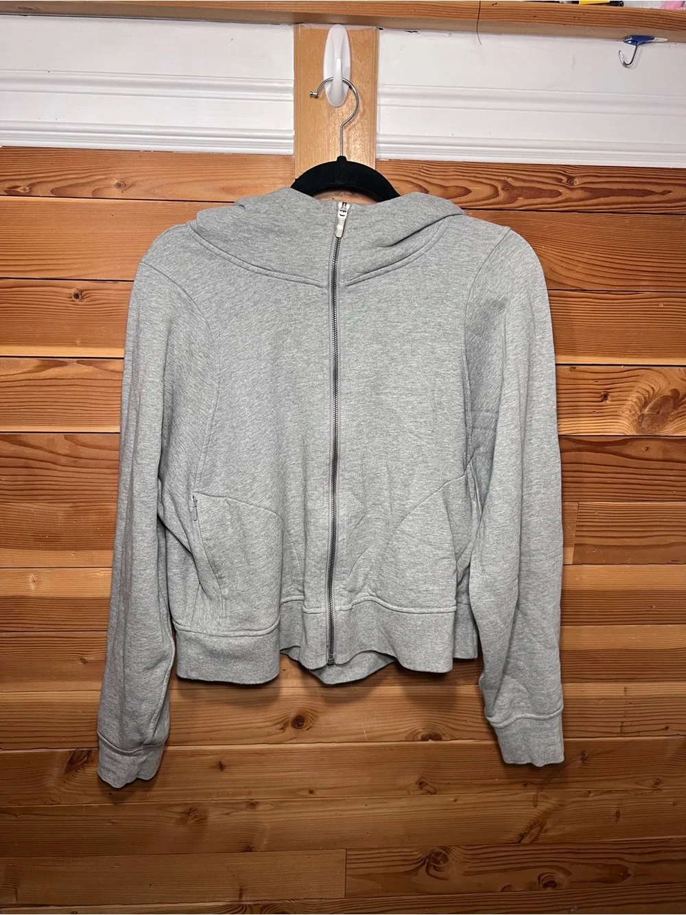lululemon athletica light gray